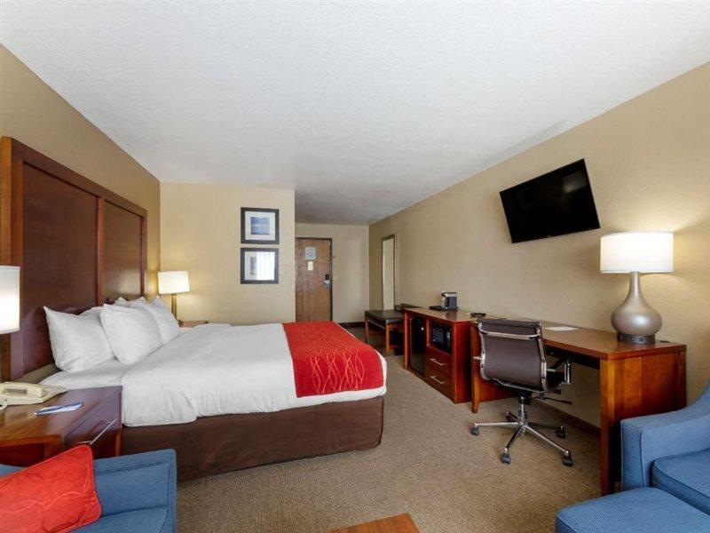 הורון Comfort Inn River'S Edge מראה חיצוני תמונה