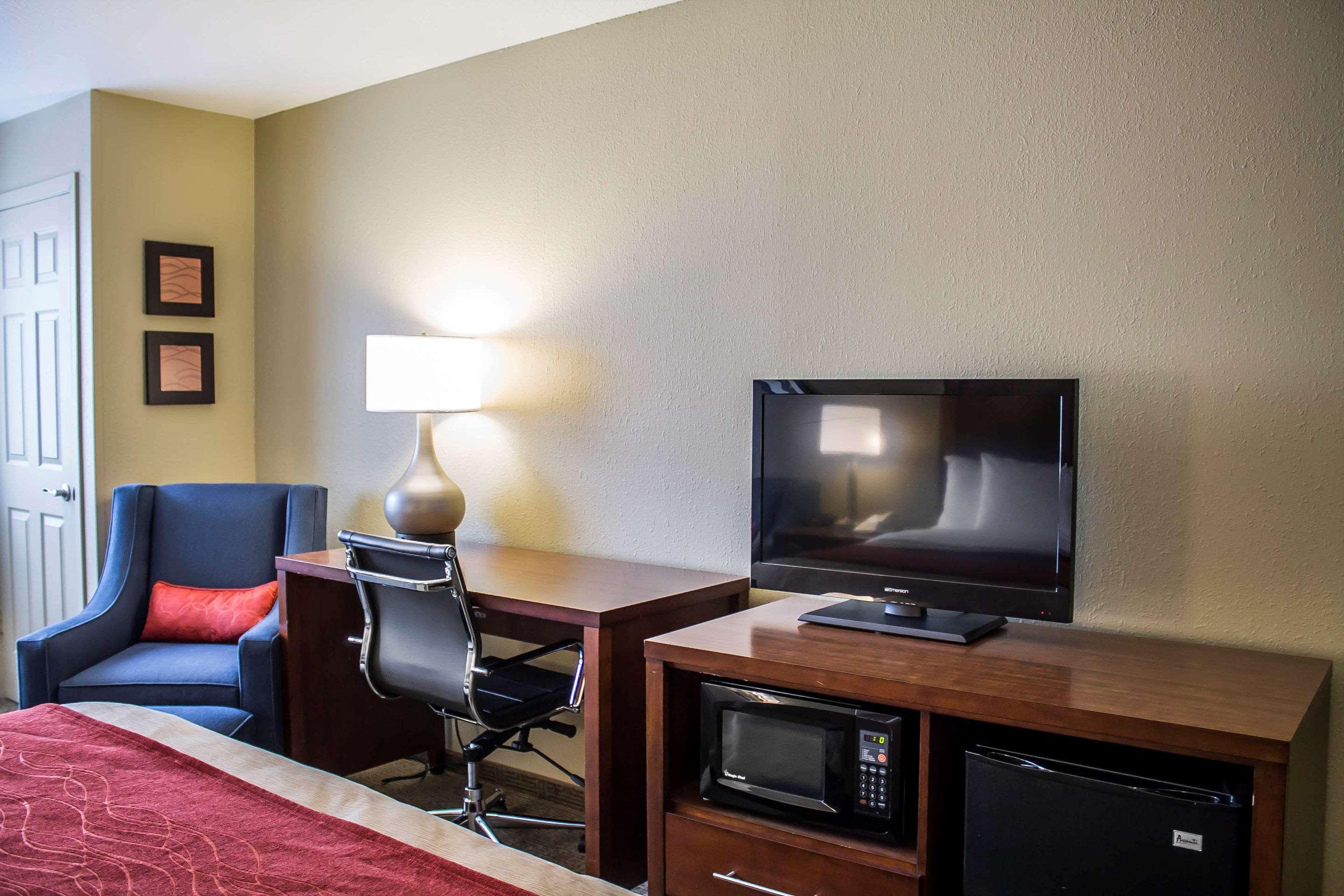 הורון Comfort Inn River'S Edge מראה חיצוני תמונה