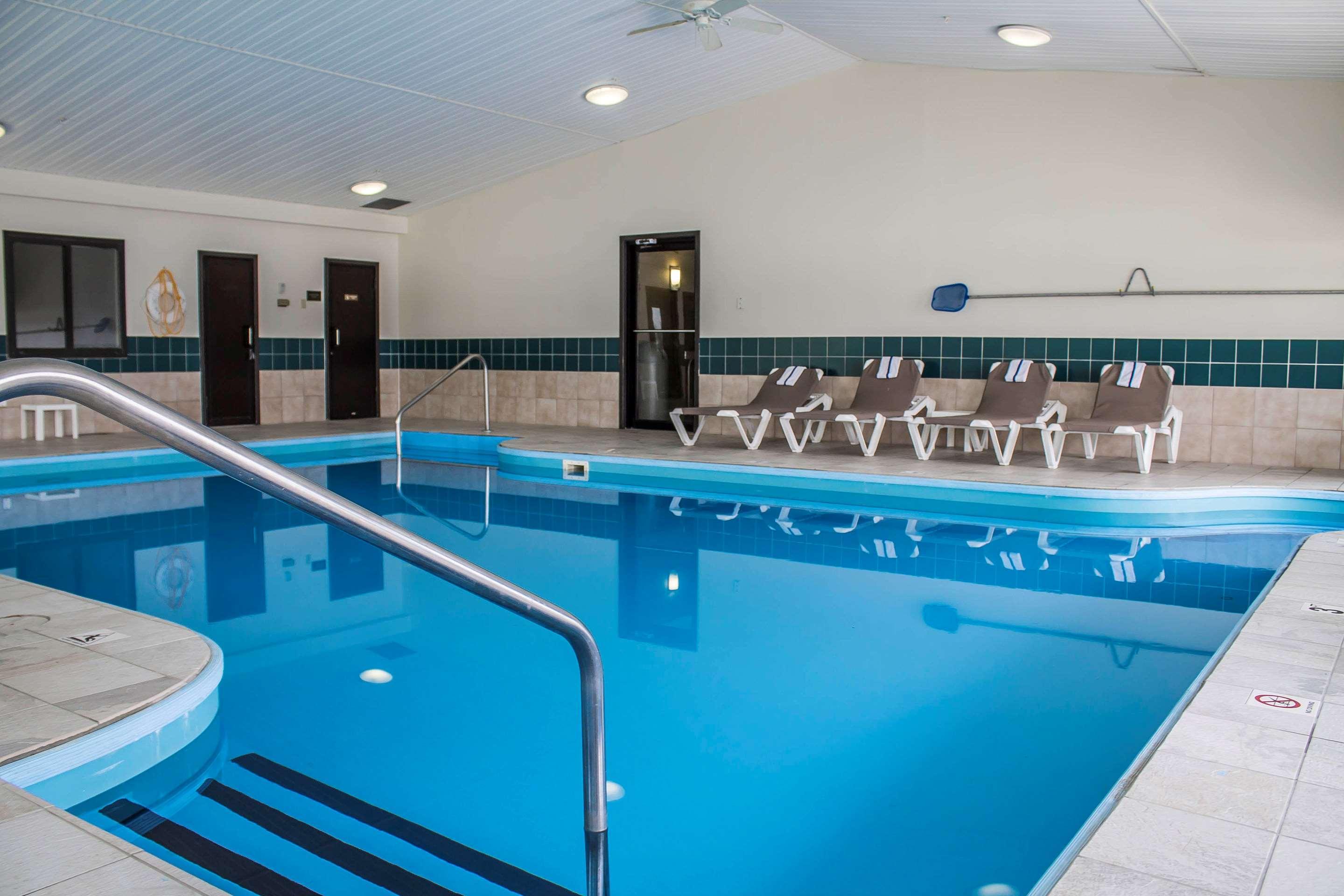 הורון Comfort Inn River'S Edge מראה חיצוני תמונה